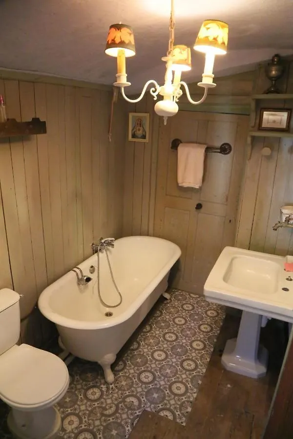 La Maison De Tante Jeanne Marcols-les-Eaux Homestay